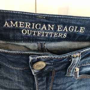 American Eagle Outfitters Jeans - American Eagle dark wash skinny denim blue jeans American Eagle Outfitters Jeans - American Eagle dark wash skinny denim blue jeans
